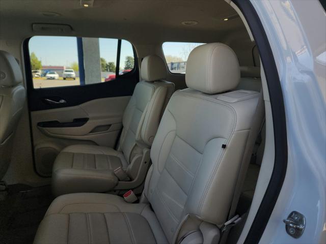 2023 GMC Acadia AWD Denali