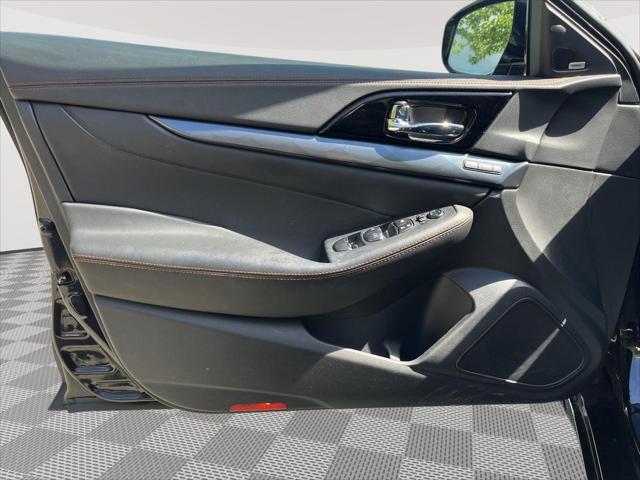 2023 Nissan Maxima SR Xtronic CVT
