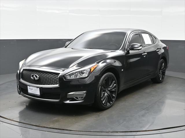 2016 Infiniti Q70 3.7