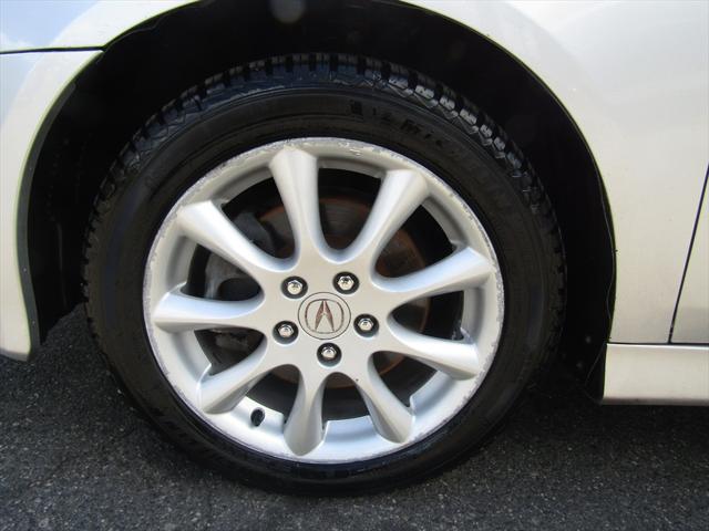 2006 Acura TSX 5-Speed AT