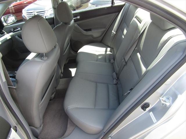 2006 Acura TSX 5-Speed AT