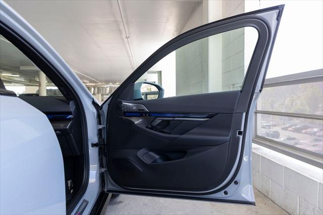 2027 BMW 5 Series 550e xDrive