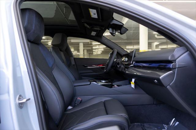 2027 BMW 5 Series 550e xDrive