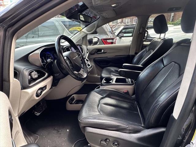 2021 Chrysler Pacifica Touring L FWD