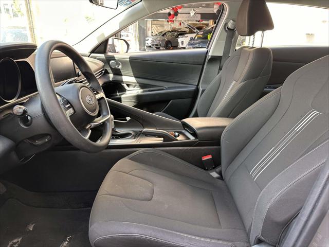 2023 Hyundai Elantra SEL IVT