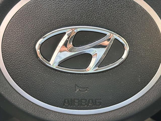 2023 Hyundai Elantra SEL IVT
