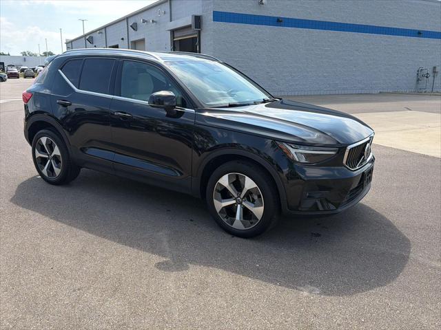 Used 2023 Volvo XC40 B5 Plus Bright Theme For Sale in Jackson, MI