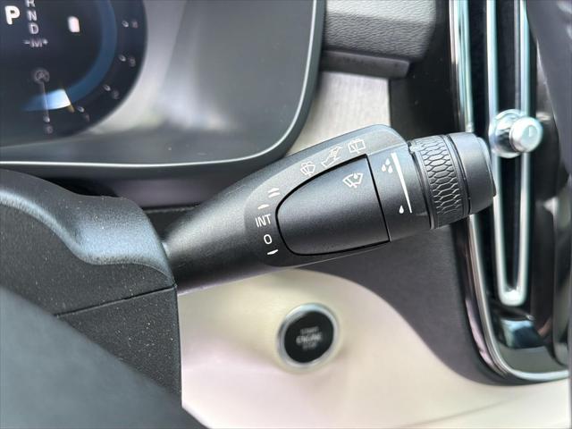 Used 2023 Volvo XC40 B5 Plus Bright Theme For Sale in Jackson, MI