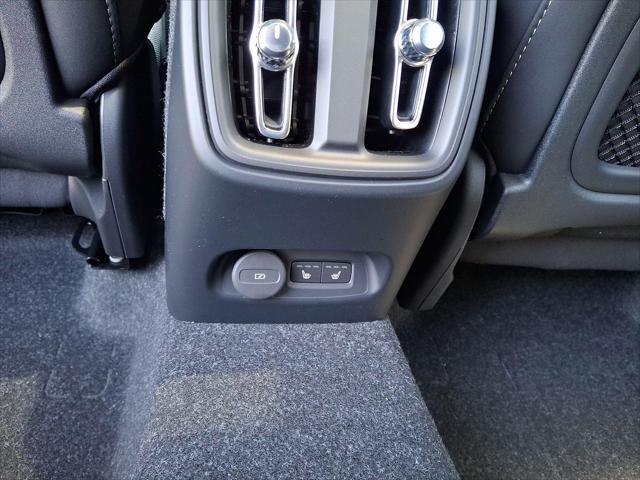 2026 Volvo EX40 Plus, Twin Motor, Fully electric