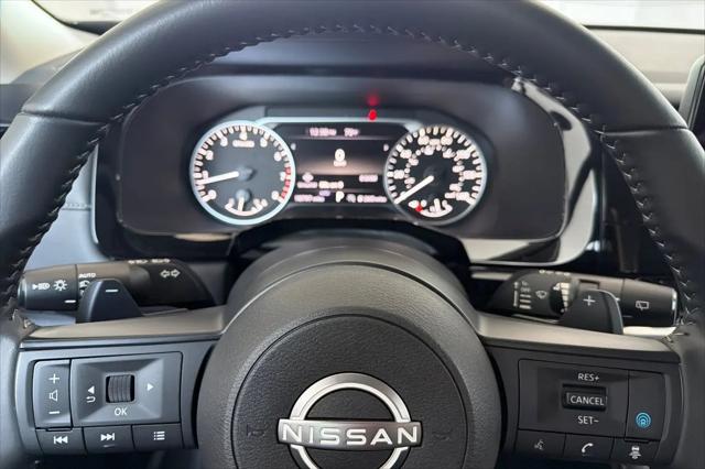 2025 Nissan Pathfinder SV 4WD