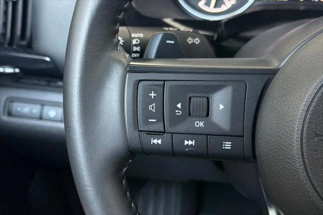 2025 Nissan Pathfinder SV 4WD
