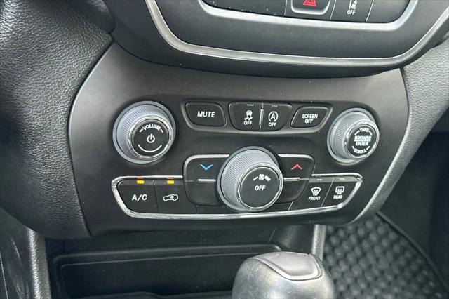 2022 Jeep Cherokee X 4x4