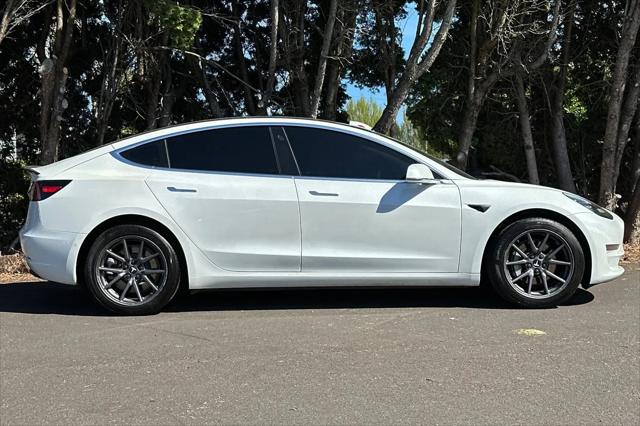 2020 Tesla Model 3 Standard Range Rear-Wheel Drive