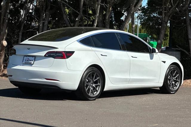 2020 Tesla Model 3 Standard Range Rear-Wheel Drive
