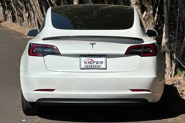 2020 Tesla Model 3 Standard Range Rear-Wheel Drive