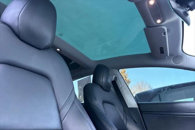 2020 Tesla Model 3 Standard Range Rear-Wheel Drive