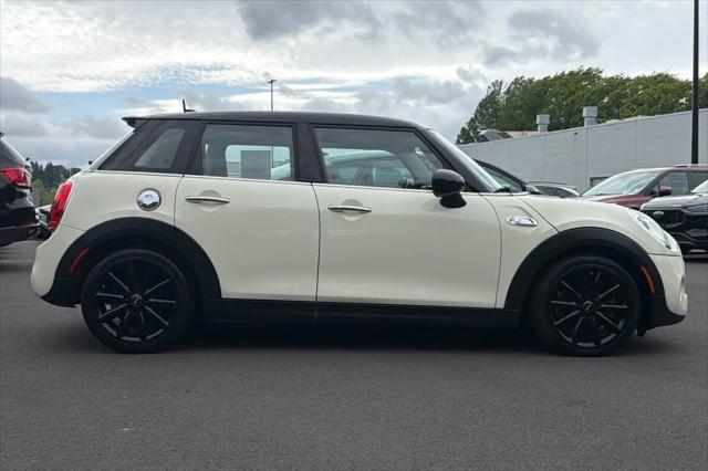 2016 MINI Hardtop Cooper S