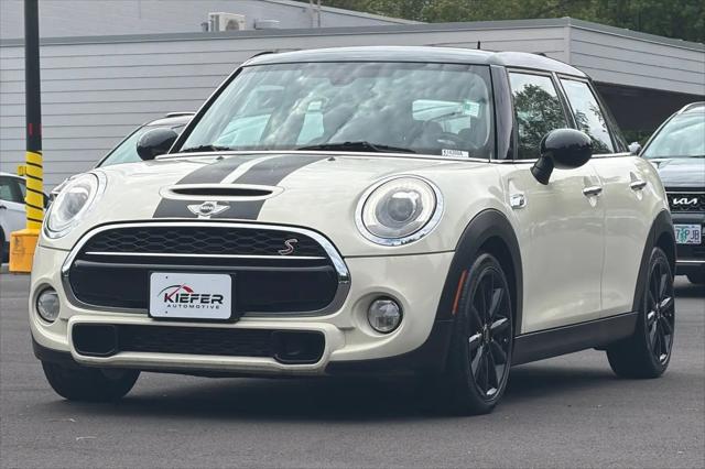 2016 MINI Hardtop Cooper S