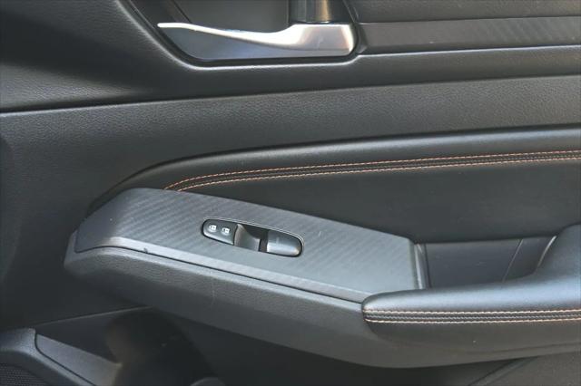 2021 Nissan Altima SR FWD