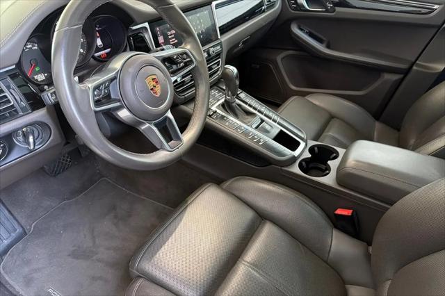 2021 Porsche Macan Macan