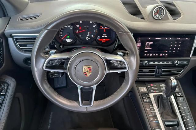 2021 Porsche Macan Macan