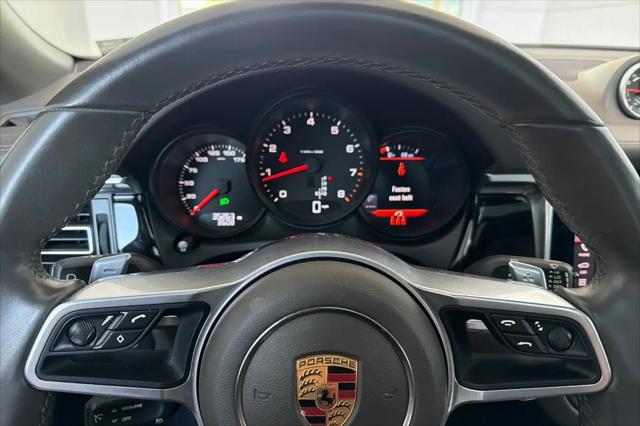 2021 Porsche Macan Macan
