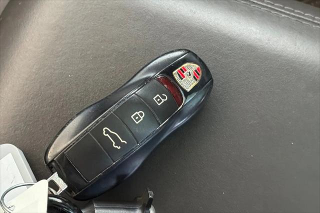 2021 Porsche Macan Macan