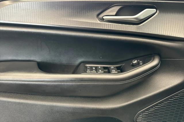 2023 Jeep Grand Cherokee L Laredo 4x4