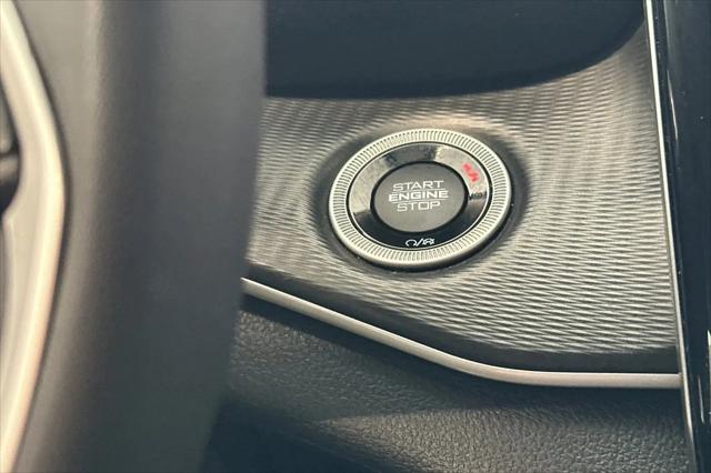 2023 Jeep Grand Cherokee L Laredo 4x4
