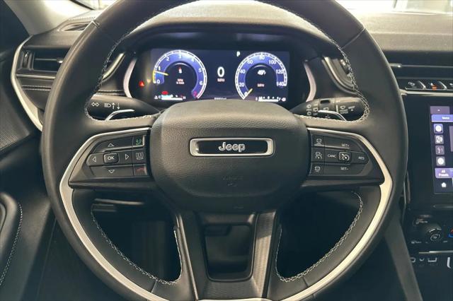 2023 Jeep Grand Cherokee L Laredo 4x4