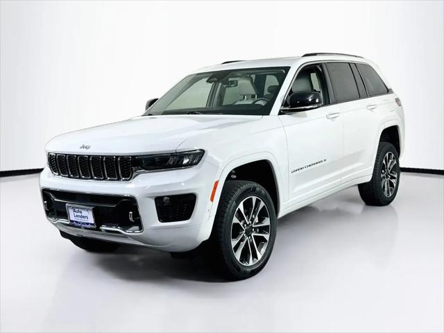 2023 Jeep Grand Cherokee Overland 4x4 for sale in Edgemont, PA