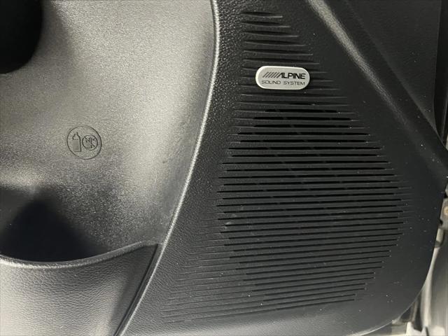 2017 Dodge Challenger SXT Plus