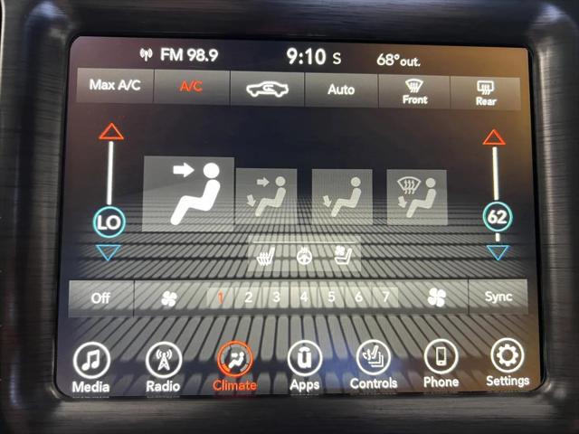 2017 Dodge Challenger SXT Plus