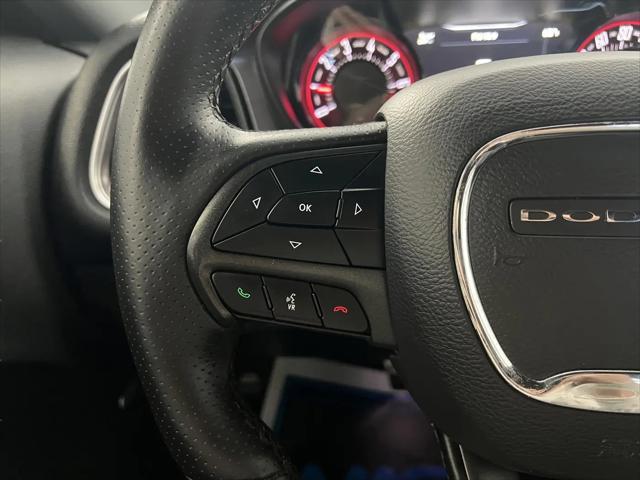 2017 Dodge Challenger SXT Plus