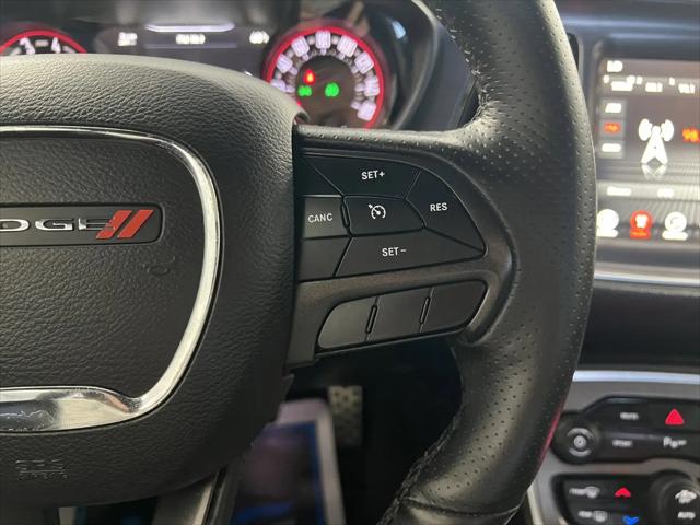 2017 Dodge Challenger SXT Plus