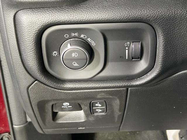 2022 Ram 1500 Big Horn Crew Cab 4x4 5'7" Box
