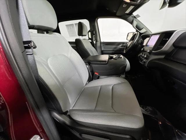 2022 Ram 1500 Big Horn Crew Cab 4x4 5'7" Box
