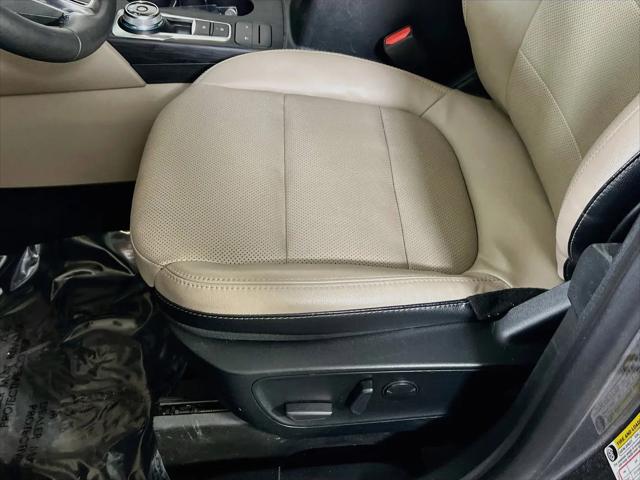 2022 Ford Escape SEL Plug-In Hybrid