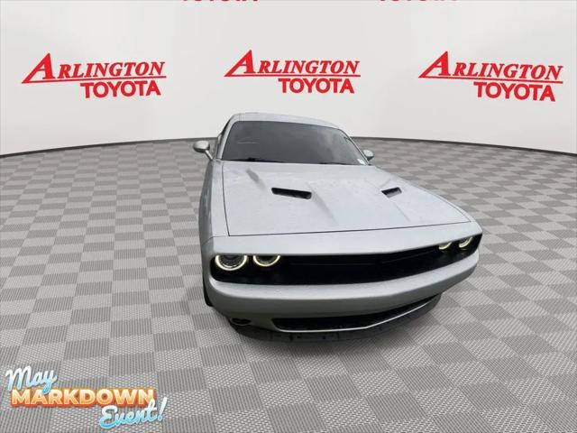 2021 Dodge Challenger SXT