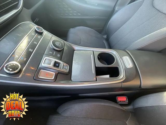 2022 Hyundai Santa Fe SE