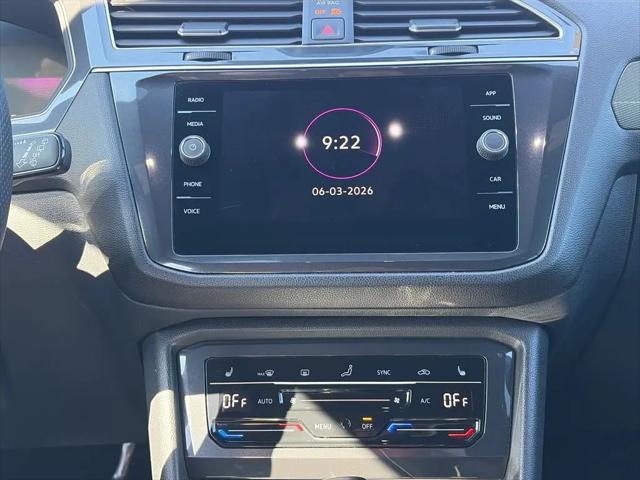 2023 Volkswagen Tiguan 2.0T SE R-Line Black