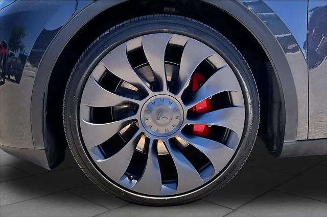 2024 Tesla Model Y Performance Dual Motor All-Wheel Drive
