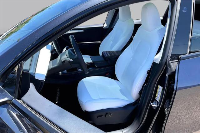 2024 Tesla Model Y Performance Dual Motor All-Wheel Drive