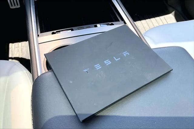 2024 Tesla Model Y Performance Dual Motor All-Wheel Drive