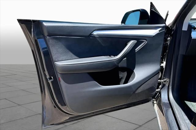 2024 Tesla Model Y Performance Dual Motor All-Wheel Drive