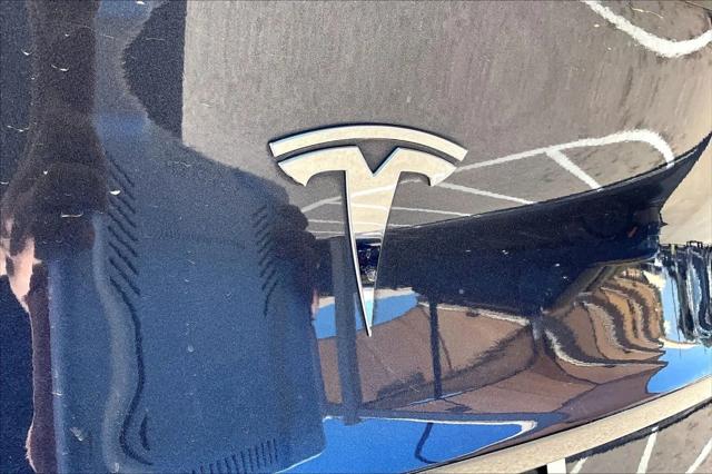 2024 Tesla Model Y Performance Dual Motor All-Wheel Drive