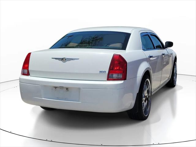 2007 Chrysler 300 Base