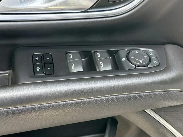 2024 GMC Yukon 2WD SLT