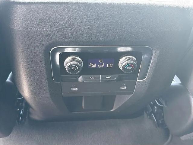 2024 GMC Yukon 2WD SLT