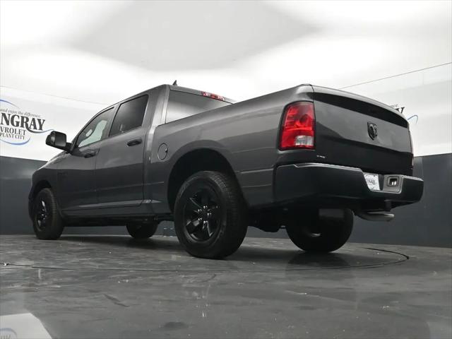 2024 Ram 1500 Classic Tradesman Crew Cab 4x2 5'7" Box